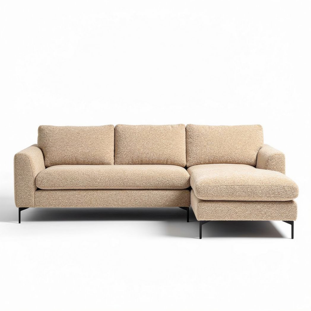 Ecksofa aus Stoff in beige mit den Maßen 240 x 100 x 85cm